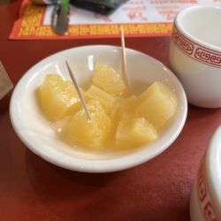 Double Dragon Inn - Complimentary pineapple palate cleanser. How nice is that.