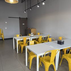 Banhwich Cafe - Dining