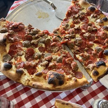 Grimaldi's Pizzeria - The Don pizza with extra pepperoni & sausage - Pizza Near Me - Las Vegas, Nevada