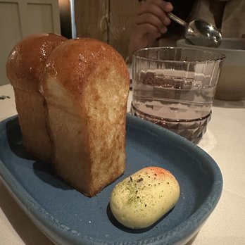 Indienne - Indian Near Me - Chicago, Illinois