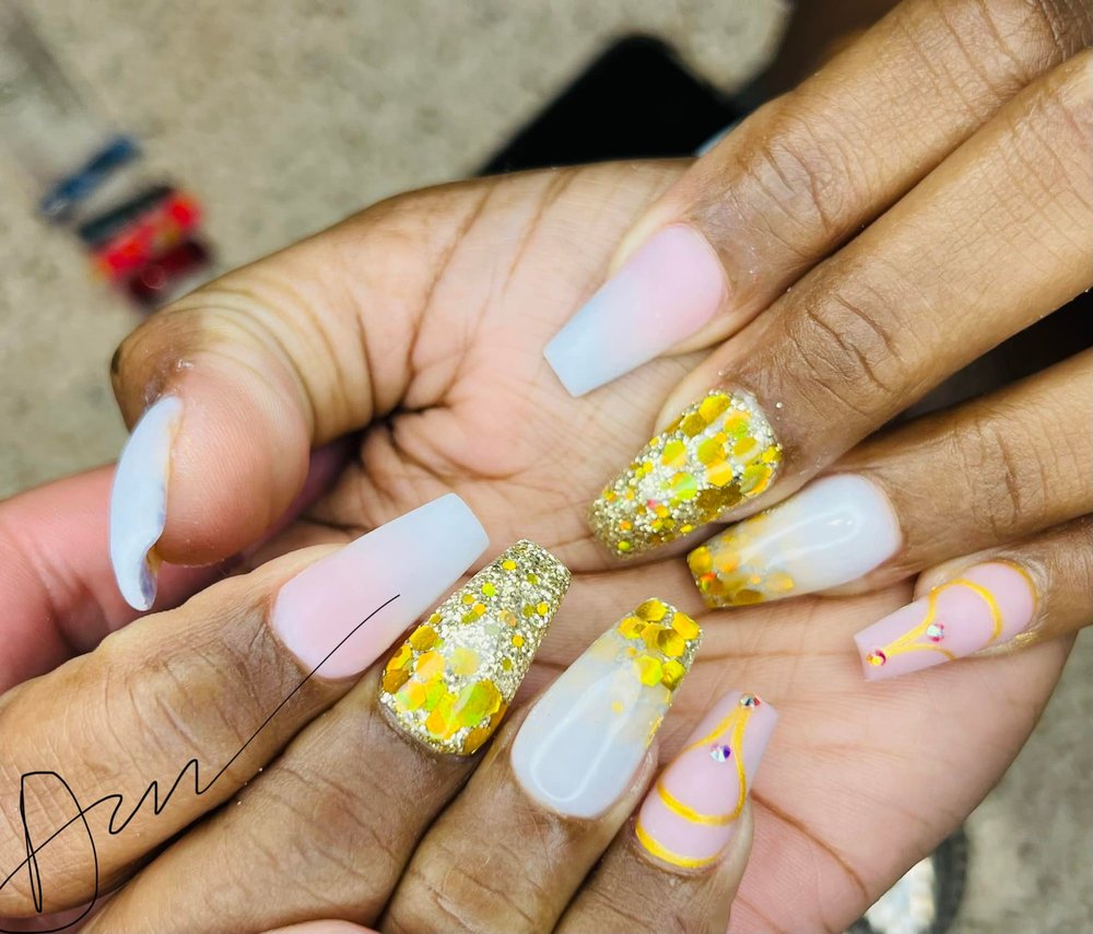 DIAMOND NAIL & SPA Updated September 2024 62 Photos & 27 Reviews 416 Nexton Square Dr