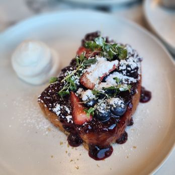 Middle Child - French Toast - Breakfast & Brunch Near Me - Las Vegas, Nevada