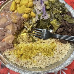 Belmont Vegetarian - Collard greens, curry potatoes and chick peas, steamed veggies, pepper steak, brown rice and veggie stew Large Plate