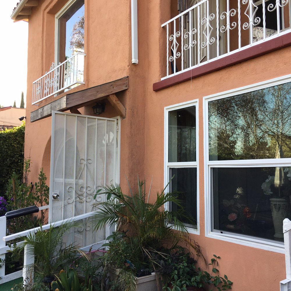 Eilat's Manor - Exterior of Eilat's Manor - Home Health Care Near Me - Los Angeles, California