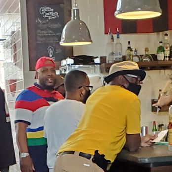 Your Pie Pizza - Bartender and customers without masks. - Pizza Near Me - Atlanta, Georgia Your Pie Pizza - Bartender and customers without masks. - Pizza Near Me - Atlanta, Georgia