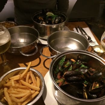 Belgo Centraal - Provençale and Thai mussels - Belgian Near Me - London, XGL