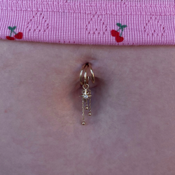 HTC Studios - Phoenix North - Navel piercing styling with seam rings from BVLA and the Luminary and Dancing Queen charms from Buddha Jewelry. 
Rose Gold, Swarovski CZ