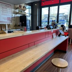 Little Big Burger - Ordering counter and seating