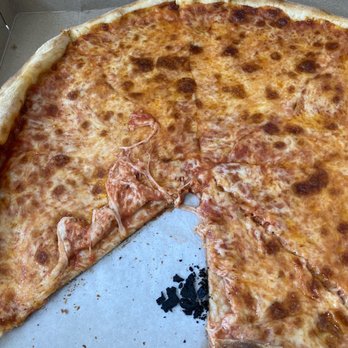 VIPizza - pizza was burnt. seemed like a reheated pie. first and last time coming here - Pizza Near Me - Bayside, New York VIPizza - pizza was burnt. seemed like a reheated pie. first and last time coming here - Pizza Near Me - Bayside, New York