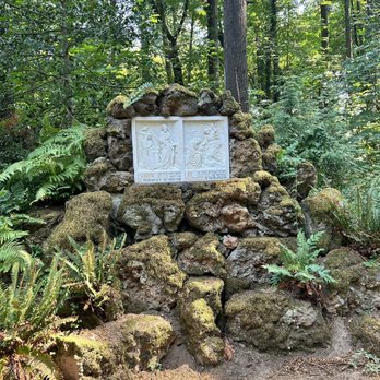 The Grotto - Botanical Gardens Near Me - Portland, Oregon The Grotto - Botanical Gardens Near Me - Portland, Oregon