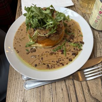 Makars Gourmet Mash Bar - Lions Mane mushrooms with arugula - Scottish Near Me - Old Town, EDH Makars Gourmet Mash Bar - Lions Mane mushrooms with arugula - Scottish Near Me - Old Town, EDH