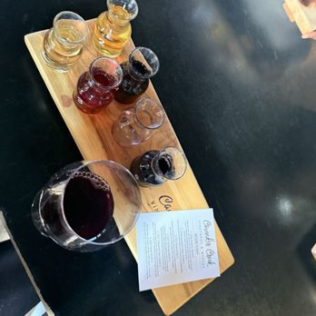 Cavender Creek Vineyards - Flight - Wineries Near Me - Dahlonega, Georgia Cavender Creek Vineyards - Flight - Wineries Near Me - Dahlonega, Georgia