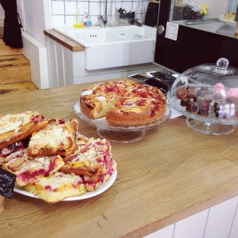 Bistro & Obchod No. 19 - Drlicious cakes in Bistro no 19. - Restaurants Near Me - Prague, Puerto Rico