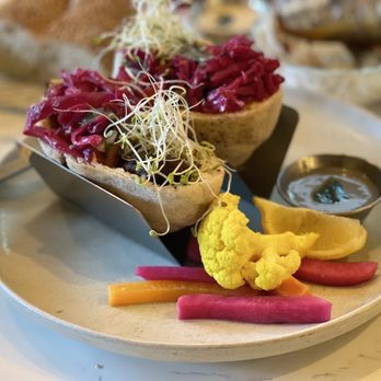 Abbalé - My lamb sandwich - Mediterranean Near Me - Miami Beach, Florida