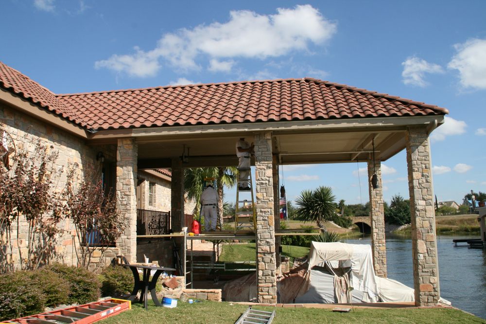 Slide of Constructors Division 9 General Contracting