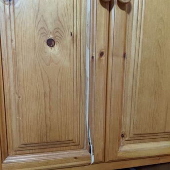 Colonial Van Lines - Bed side cabinet door broken - Movers Near Me - Port Orange, Florida Colonial Van Lines - Bed side cabinet door broken - Movers Near Me - Port Orange, Florida