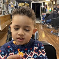 Stay Gold Barber Shop - First time cut