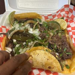 Tacos El Primo - OMG!!! These Mini taco's was so good the meat was tender and full of Flavor!!!