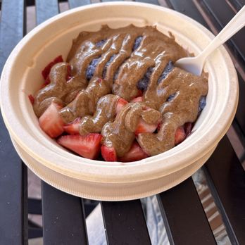 Perfectly Pressed Carmel - Açaí base bowl with almond butter, berries and chia pudding. Bomb. - Juice Bars & Smoothies Near Me - Carmel-by-the-Sea, California Perfectly Pressed Carmel - Açaí base bowl with almond butter, berries and chia pudding. Bomb. - Juice Bars & Smoothies Near Me - Carmel-by-the-Sea, California