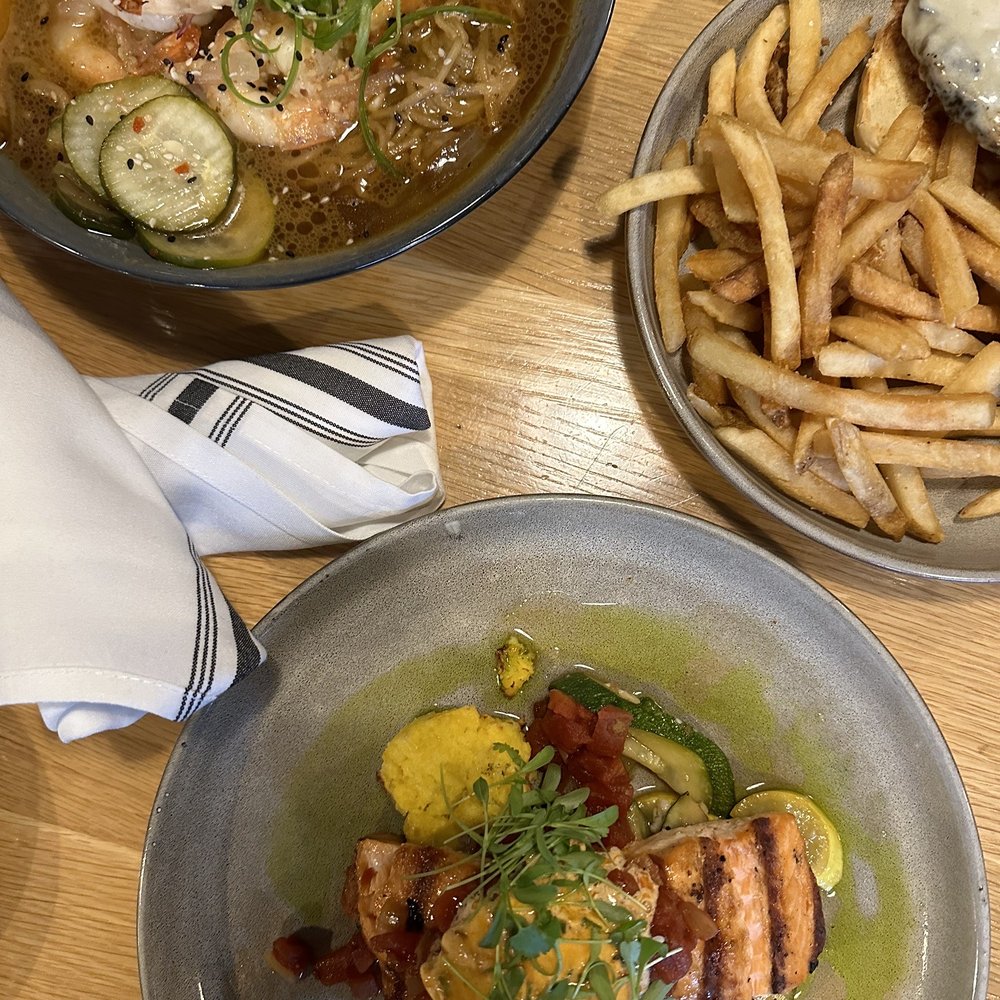 600 Kitchen & Bar - Dinner - American Near Me - Kalamazoo, Michigan