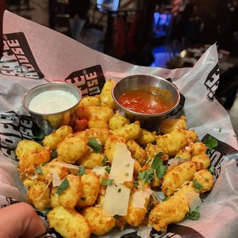 SafeHouse - Cheese curds - Burgers Near Me - Milwaukee, Wisconsin