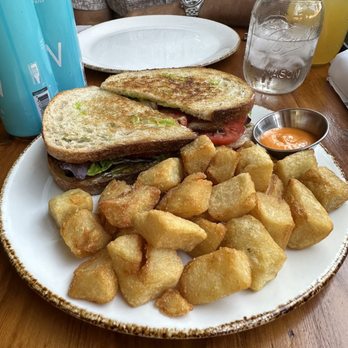 peasants FEAST - BLT with potatoes - American Near Me - Solvang, California