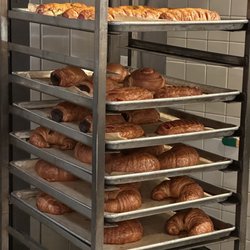 Best Bagel Places Near Me - August 2023: Find Nearby Bagel Places