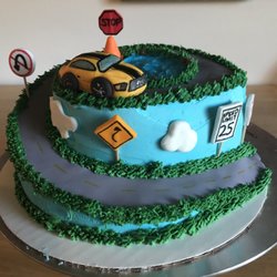 Cakes by Chanin