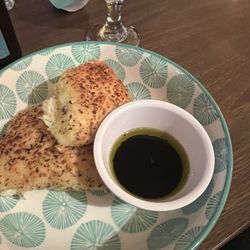 Hilltop House Restaurant and Lounge - Bread and olive oil