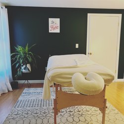 River Valley Bodyworks - One of our treatment rooms.