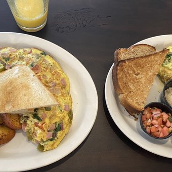 Kristof's Kafe - Build your own omelette and Steak Omelette - American Near Me - Davie, Florida