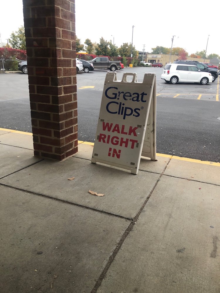 GREAT CLIPS Updated August 2024 1024 S York Rd, Elmhurst, Illinois