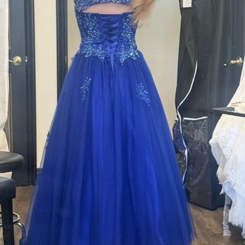 Oh La La Bridal - Dress is way too short in the back and you can see that the outer tulle is much shorter than the liner now as she scorched & chopped it off - Bridal Near Me - Rancho Cucamonga, California Oh La La Bridal - Dress is way too short in the back and you can see that the outer tulle is much shorter than the liner now as she scorched & chopped it off - Bridal Near Me - Rancho Cucamonga, California