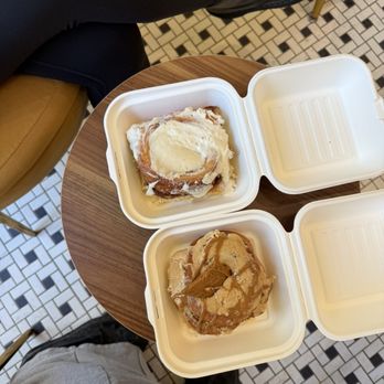 Benji’s Buns - Lotus and vanilla - Bakeries Near Me - New York, New York
