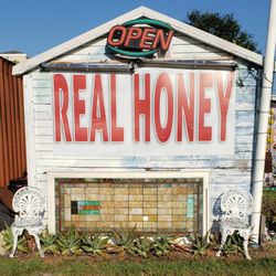 Tampa Gold Honey - Real Honey sign on I 75 exit 266 Tampa. Tampa Gold Honey, 12212 Morris Bridge Rd , 33637. sign going south on I 75 near Flether av.