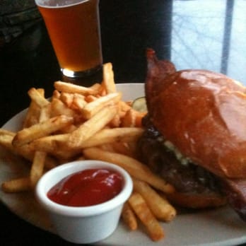 Mulleady's Irish Pub - Irish Pub Near Me - Seattle, Washington Mulleady's Irish Pub - Irish Pub Near Me - Seattle, Washington