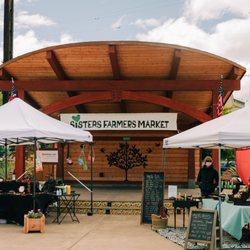 Sisters Farmers Market - Live music will be back at the market in 2021!
