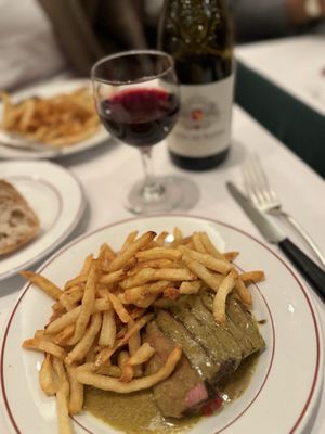 Le Relais de Venise L'Entrecôte by null