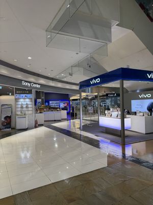 Dream Mall/ Uni-president Dept. Store Kaohsiung by null