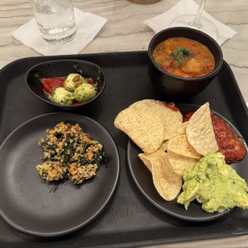 Sapphire Lounge - Airport Lounges Near Me - Phoenix, Arizona Sapphire Lounge - Airport Lounges Near Me - Phoenix, Arizona