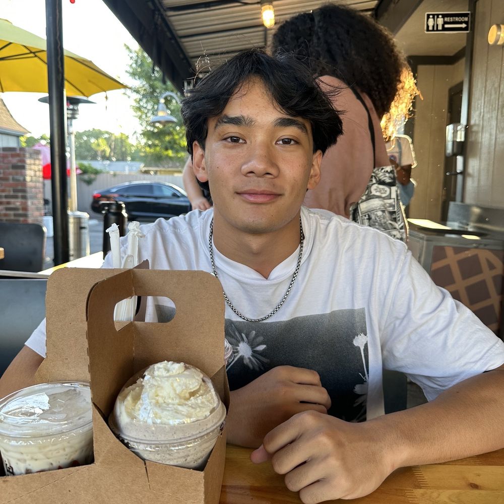 Bruxie - SHAKES MIX-INS ICED COFFEE STRAWBERRY LEMONADE SUNDAE - Sandwiches Near Me - Orange, California Bruxie - SHAKES MIX-INS ICED COFFEE STRAWBERRY LEMONADE SUNDAE - Sandwiches Near Me - Orange, California