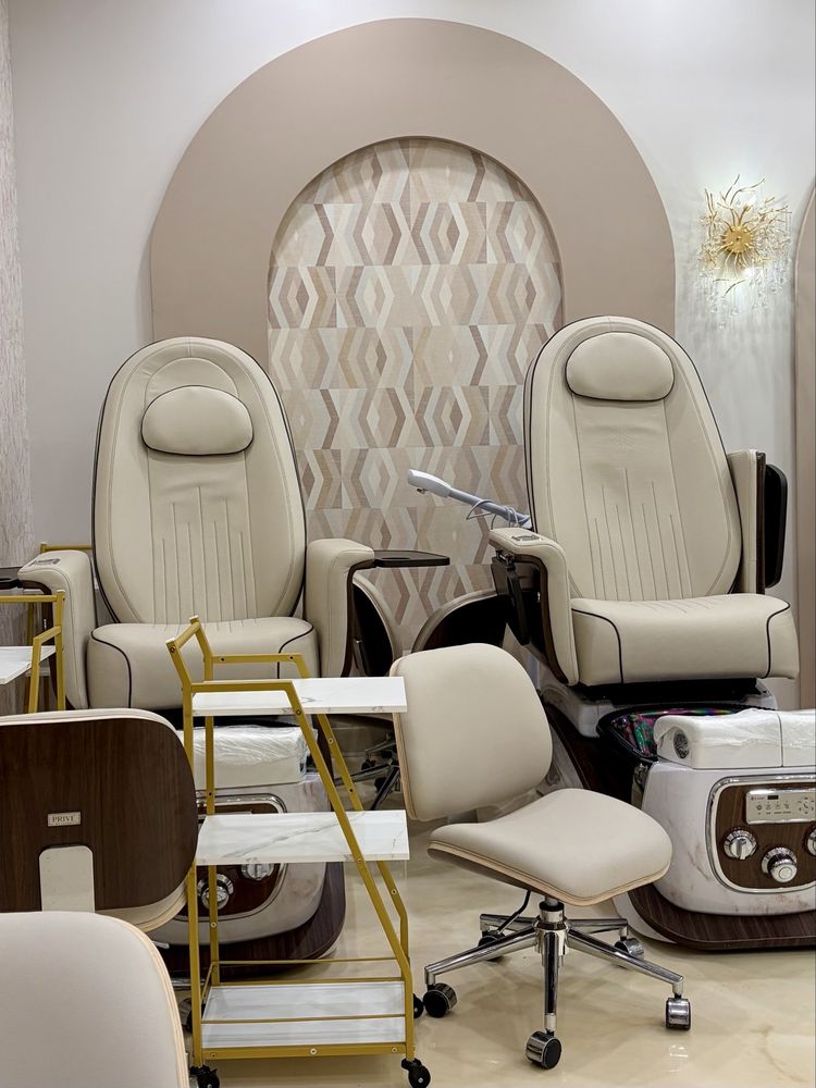 Milla Beauty Lounge Logo