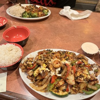 BD's Mongolian Grill - Create Your Own-Stir Fry - Mongolian Near Me - Columbus, Ohio BD's Mongolian Grill - Create Your Own-Stir Fry - Mongolian Near Me - Columbus, Ohio