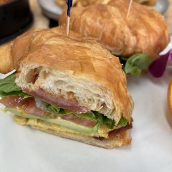 Virgil Cafe - Breakfast & Brunch Near Me - Los Angeles, California Virgil Cafe - Breakfast & Brunch Near Me - Los Angeles, California