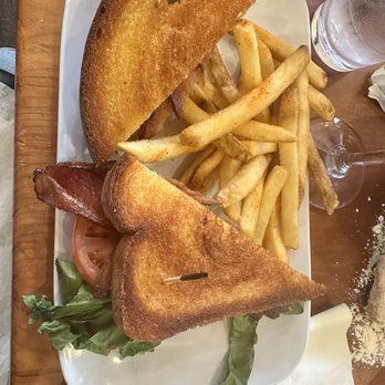 Ruby Slipper Central Business District - Breakfast & Brunch Near Me - New Orleans, Louisiana Ruby Slipper Central Business District - Breakfast & Brunch Near Me - New Orleans, Louisiana
