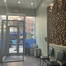 14th Street Medical Arts Center - Clean entrance spring 2025