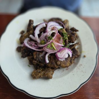 Taza Mediterranean Kitchen - Beef shwarma - Mediterranean Near Me - Middleton, Wisconsin Taza Mediterranean Kitchen - Beef shwarma - Mediterranean Near Me - Middleton, Wisconsin