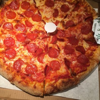 Uncle Reds Pizzeria - Pepperoni pizza - Pizza Near Me - Bellflower, California Uncle Reds Pizzeria - Pepperoni pizza - Pizza Near Me - Bellflower, California
