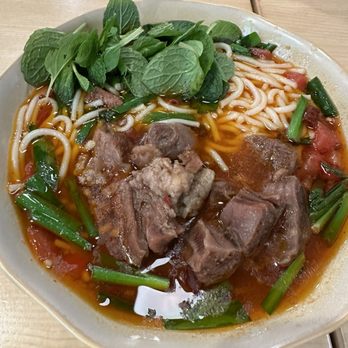Jun Bistro - Jun's braised angus beef with rice noodles (spicy!) - Chinese Near Me - Milpitas, California Jun Bistro - Jun's braised angus beef with rice noodles (spicy!) - Chinese Near Me - Milpitas, California