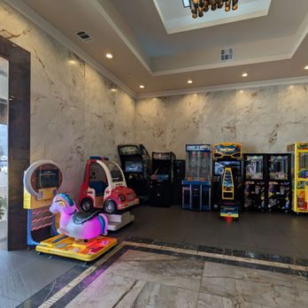 Feast Buffet - Arcade Area - Chinese Near Me - Katy, Texas